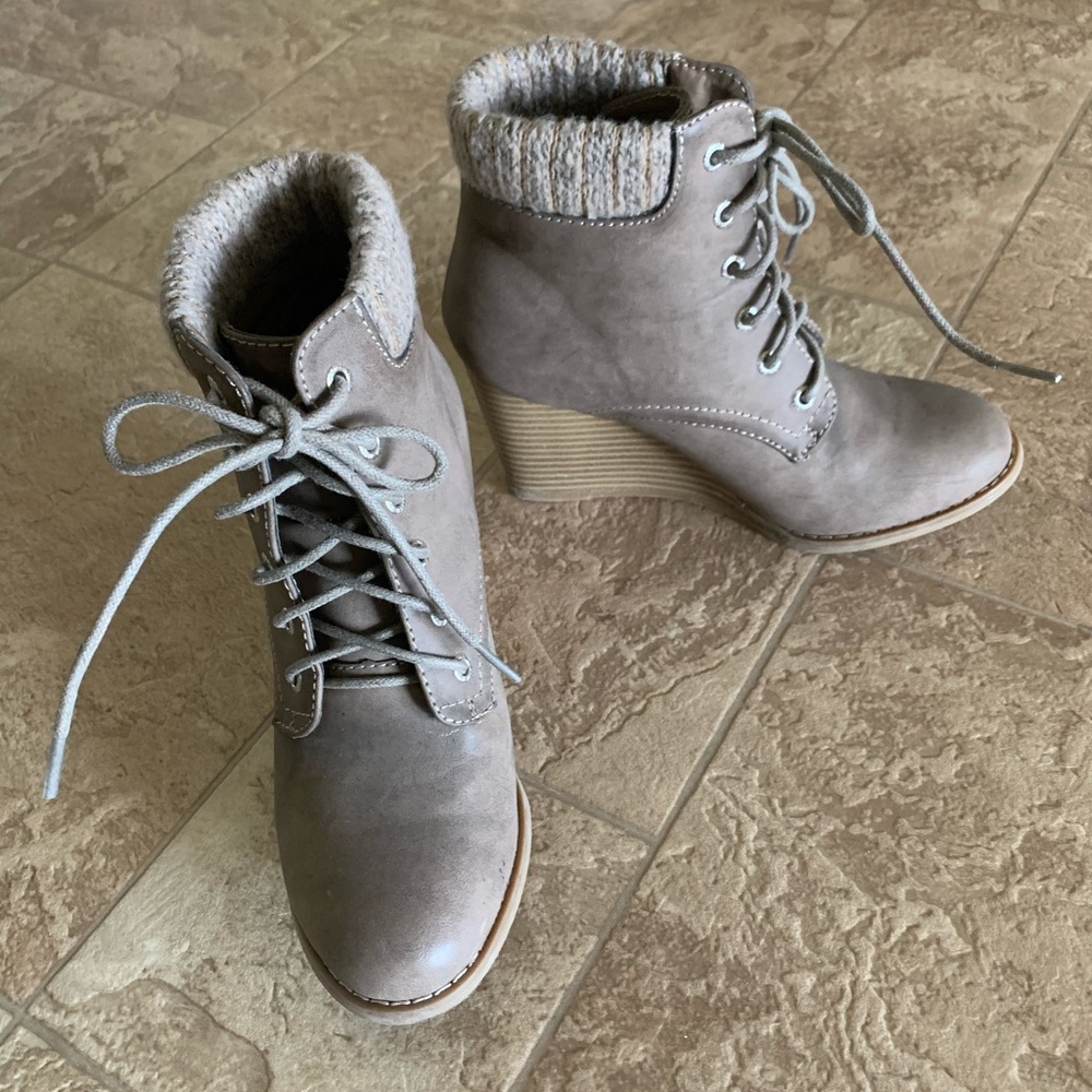 Nautica Boots